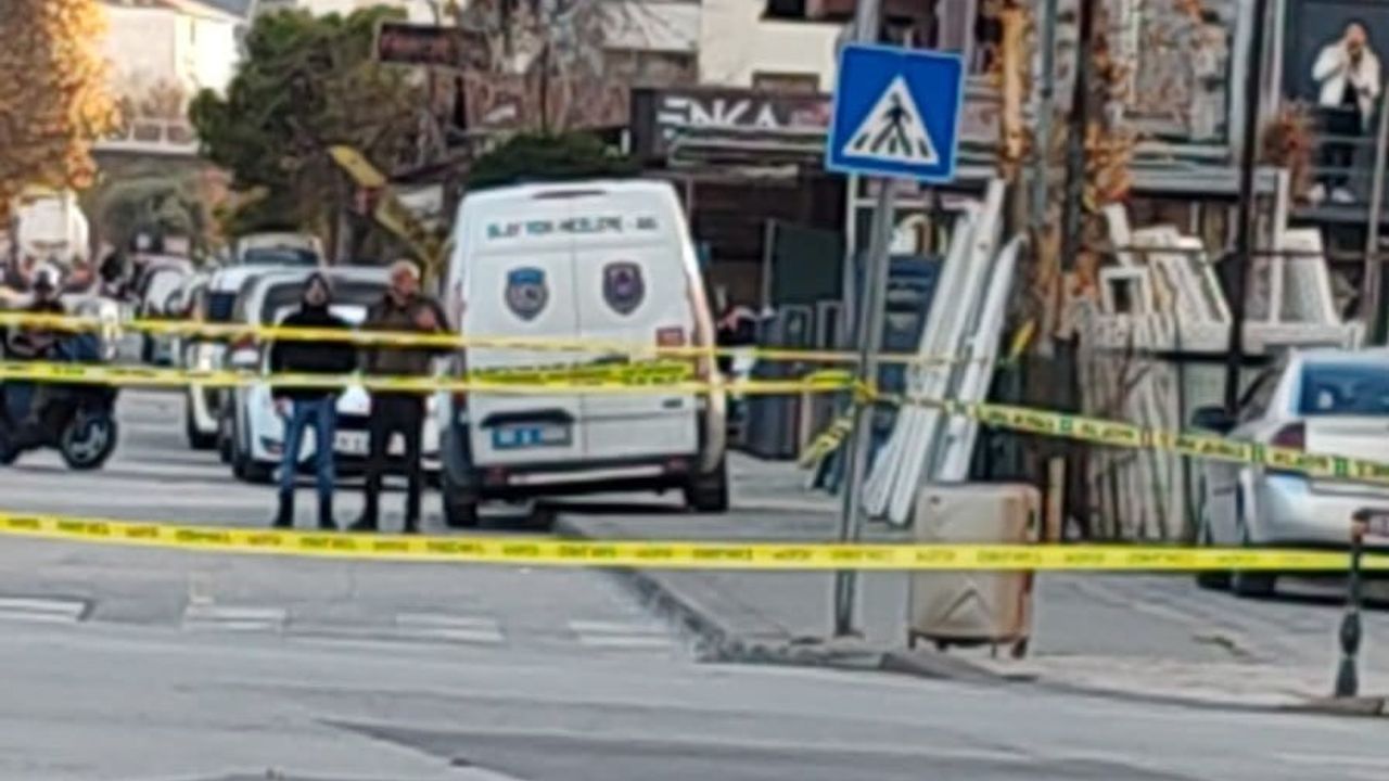 Denizli'de Şüpheli Valiz Fünyeyle Patlatıldı — İçinden Kıyafet Çıktı