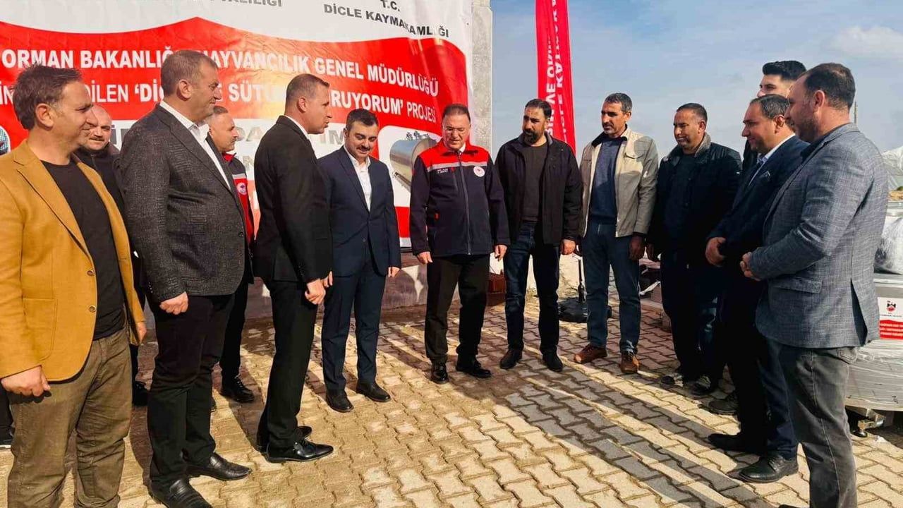 Dicle’de Çiftçilere Yüzde 75 Hibeli 7 Süt Soğutma Tankı Dağıtıldı