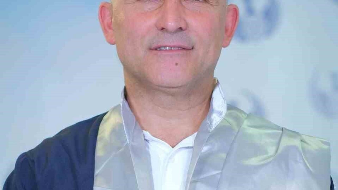 Dijital Dünyanın Görünmeyen Tehdidi: Gençlerin Psikolojik Maliyeti