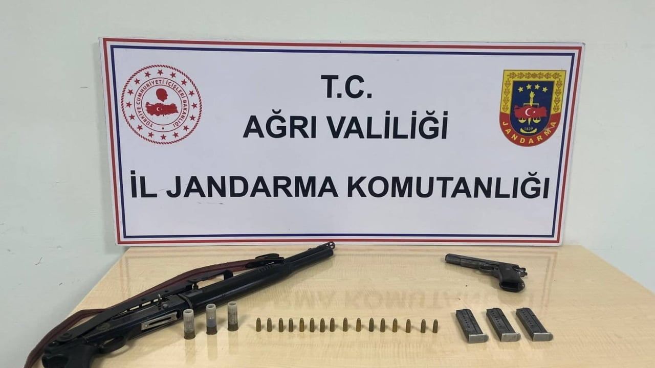 Diyadin’de Ruhsatsız Silah Operasyonu: Tabanca, Av Tüfeği ve 16 Fişek Ele Geçirildi