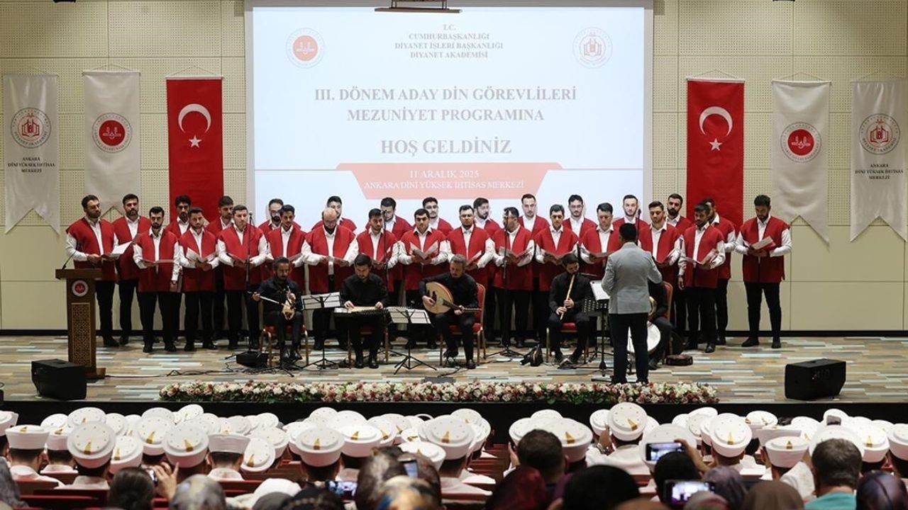 Diyanet Başkanı Safi Arpaguş: Kurslar Kur’an ve Peygamber Örnekliğinin Güçlü Zemini