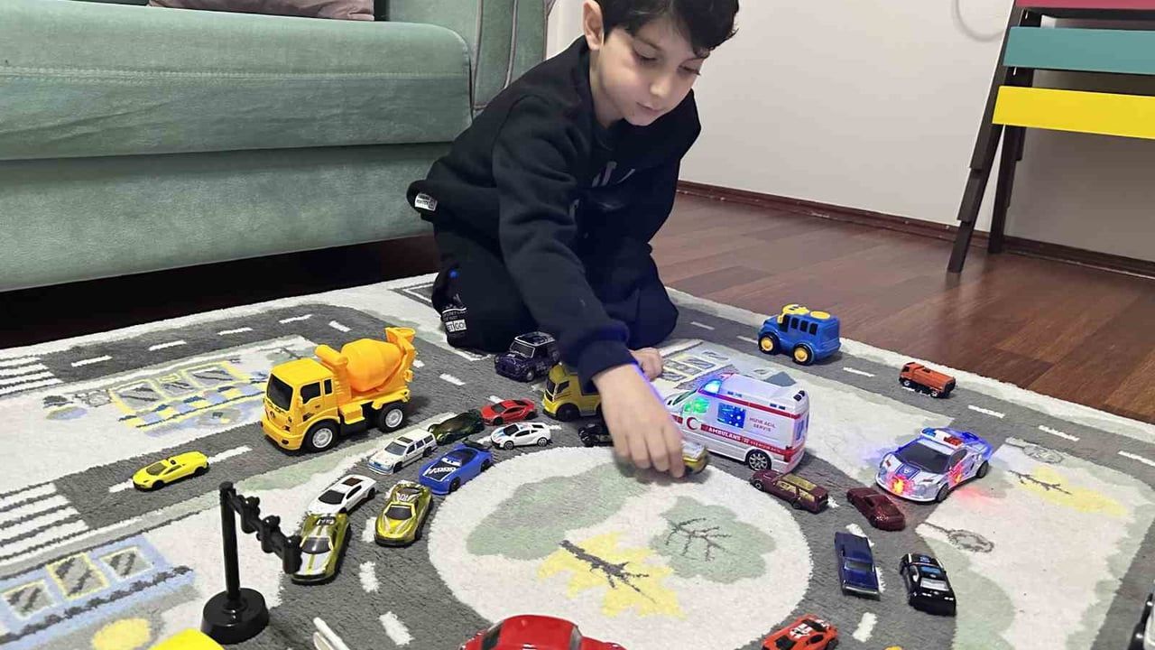 Diyarbakır'da 6 Yaşındaki İbrahim Efe'den Ambulans Duyarlılığı