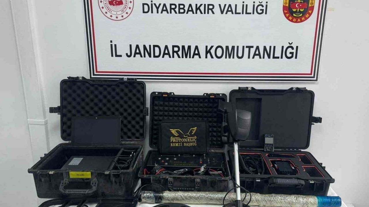 Diyarbakır'da Kaçakçılık Operasyonları: 52 Şüpheliye İşlem, Çok Sayıda Kaçak Ürün Ele Geçirildi