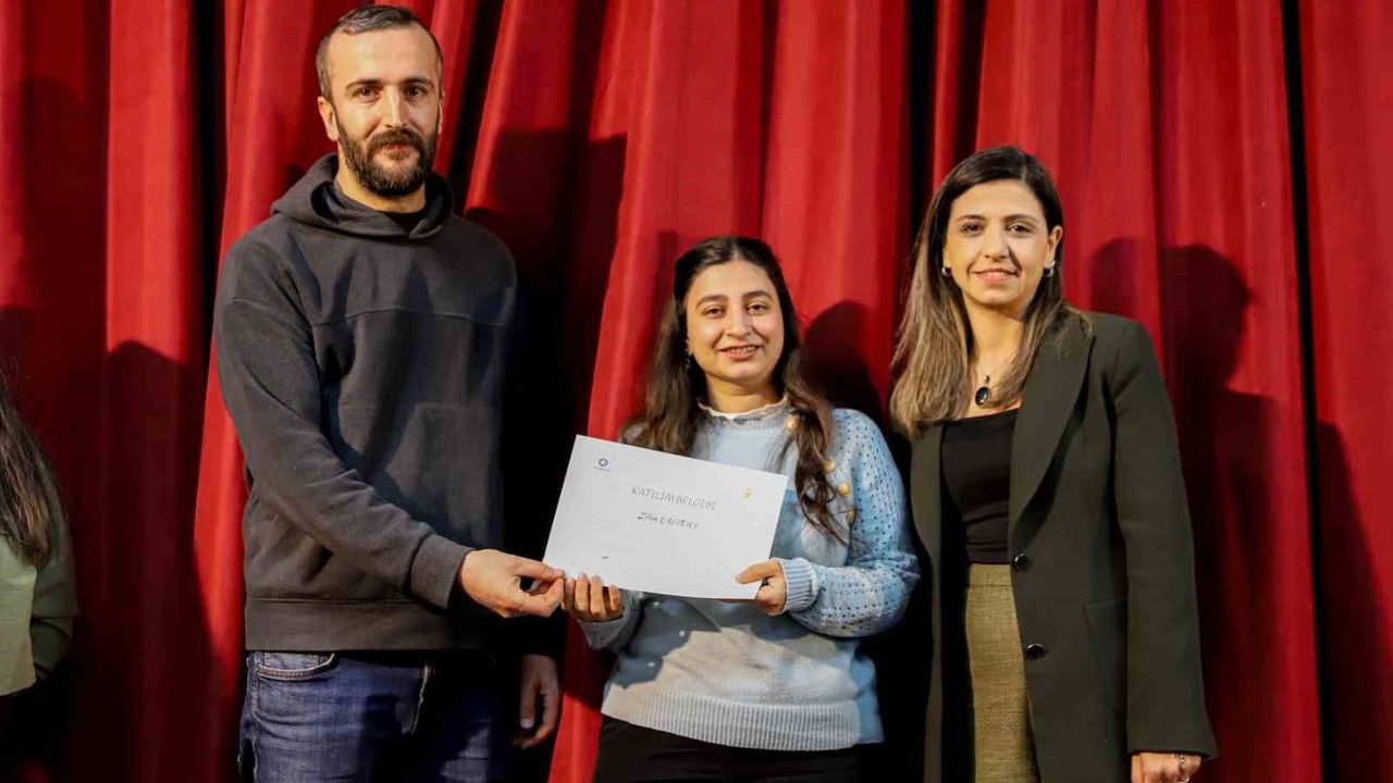 Diyarbakır'da Kadınlara Özel Temel Bilgisayar ve 3D Animasyon Eğitimi Tamamlandı