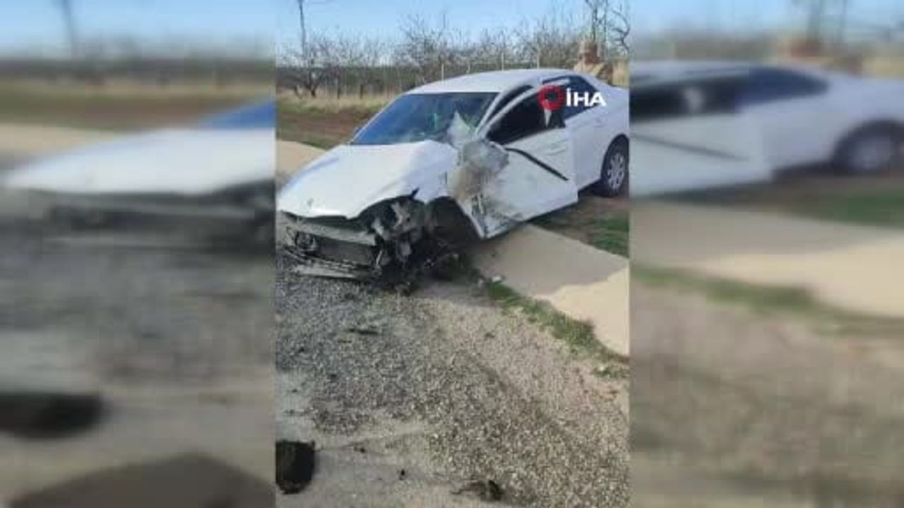 Diyarbakır'da Minibüs ile Otomobil Çarpıştı: 7 Yaralı