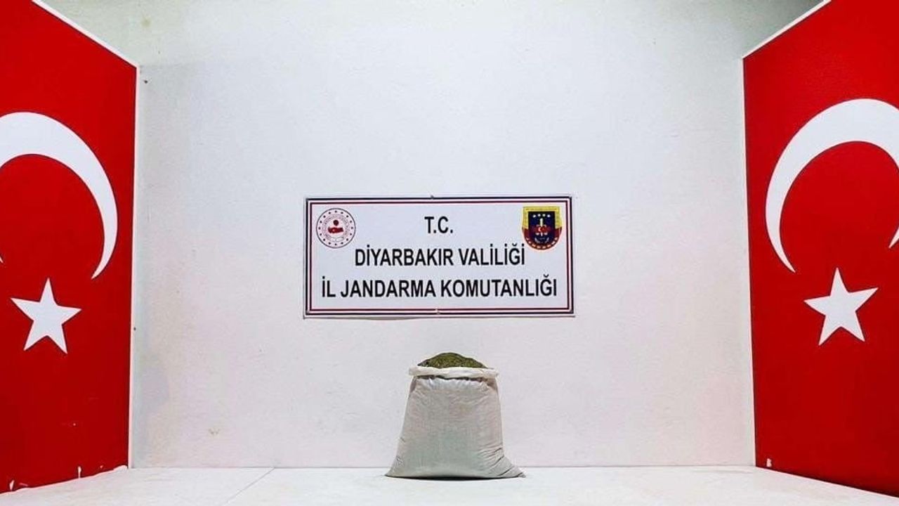 Diyarbakır'da Uyuşturucu Operasyonu: 32 Kilo Esrar ve 18 Şüpheli