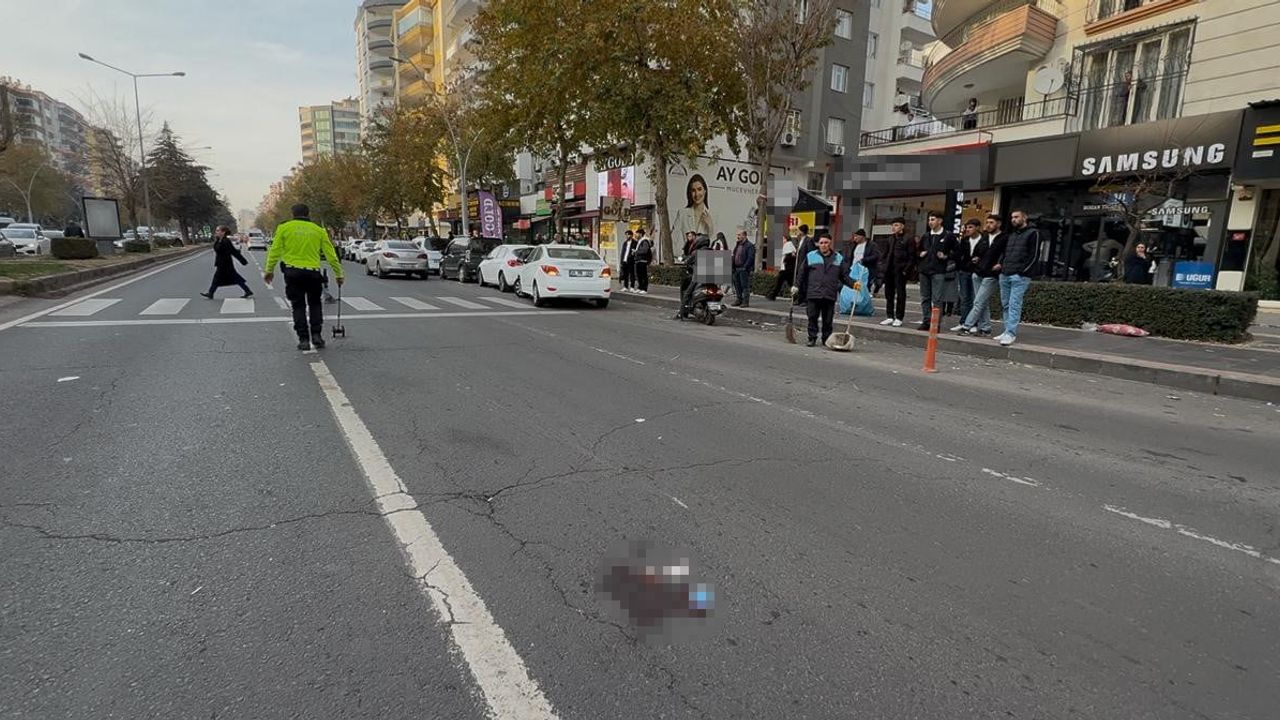 Diyarbakır'da yaya ağır yaralandı: 01 PN 464 plakalı otomobil çarptı