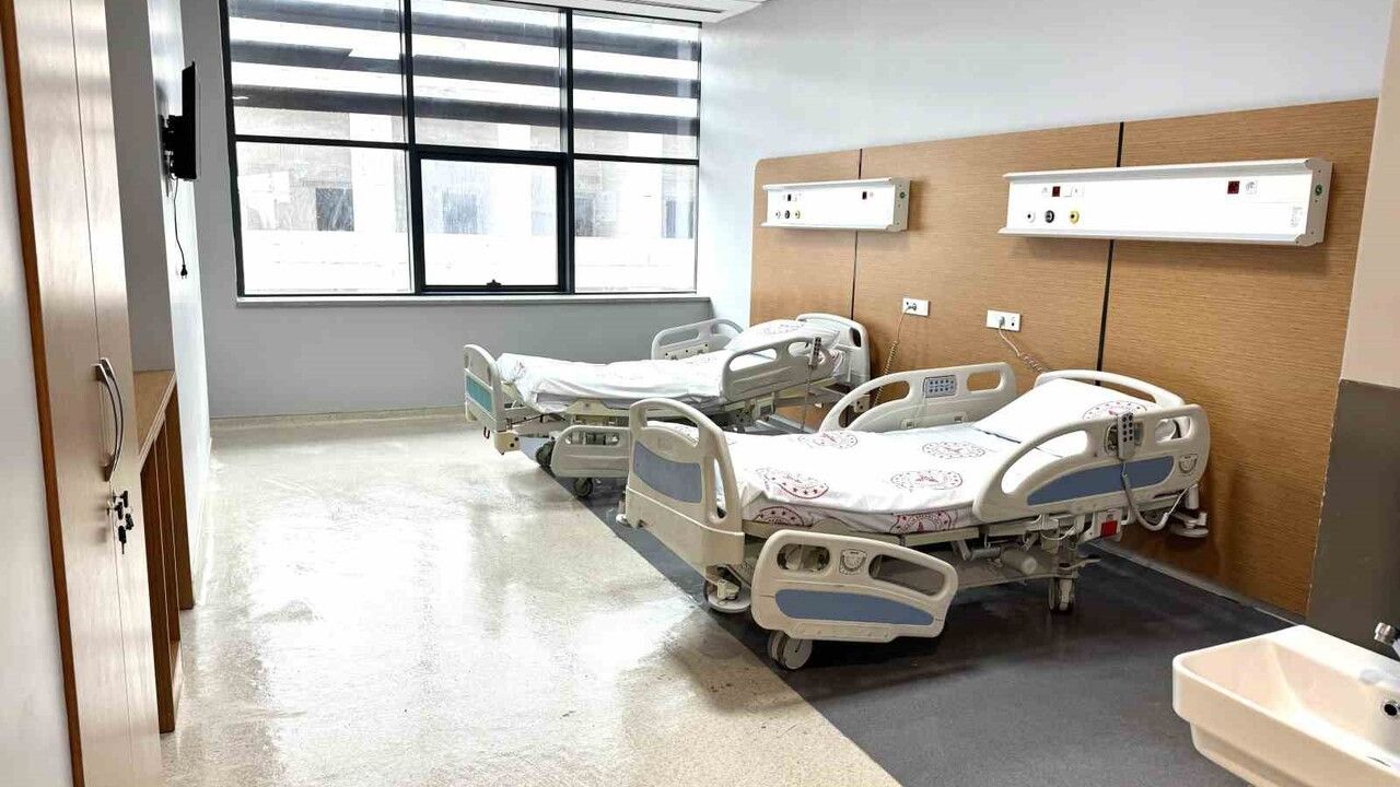 Diyarbakır Kayapınar Şehir Hastanesi'nde örnek hasta odası tamamlandı