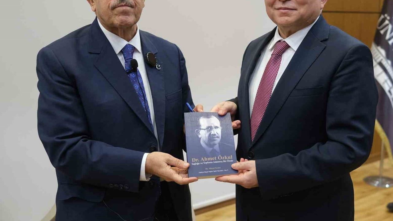 Dr. Ahmet Özkul, Mudanya Üniversitesi'nde 'Hayat' Dersi Verdi