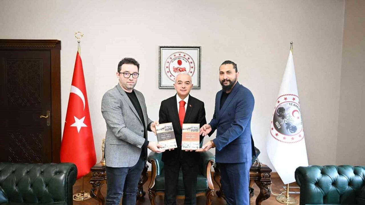 Dünden Bugüne Kırklareli Kitabı Vali Turan’a Takdim Edildi