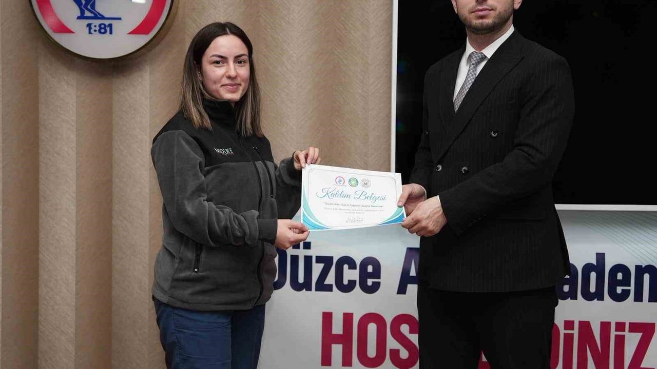 Düzce Belediyesi Aile Akademisi: Evlilik Okulu ile Aile Birliği Güçleniyor