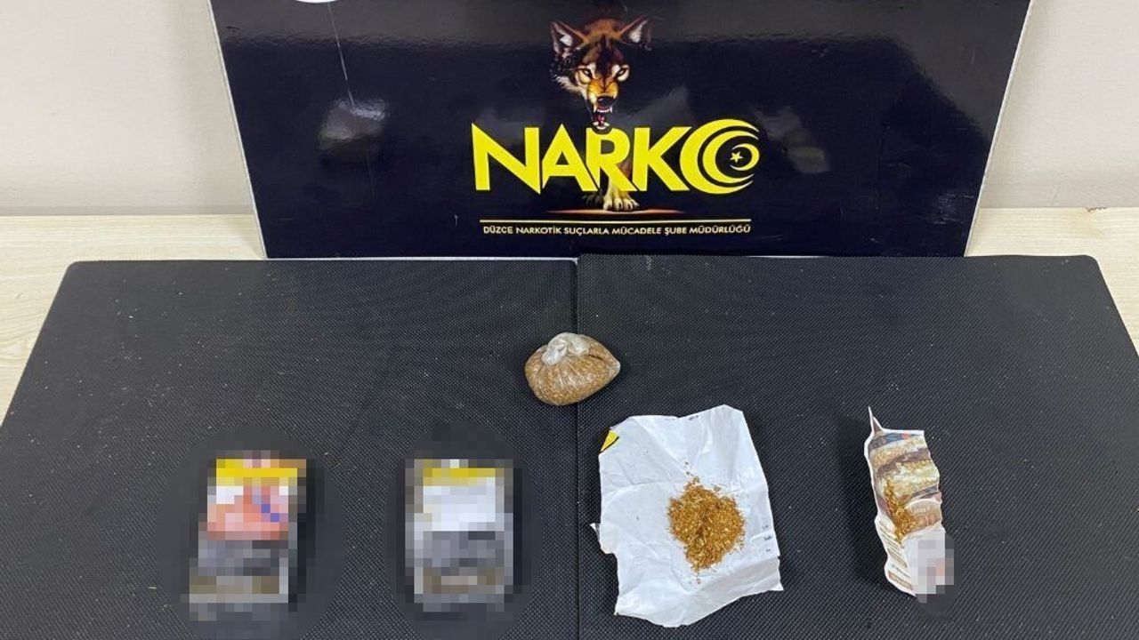 Düzce Çilimli'de Uyuşturucu Taciri O.K. Suçüstü Yakalandı