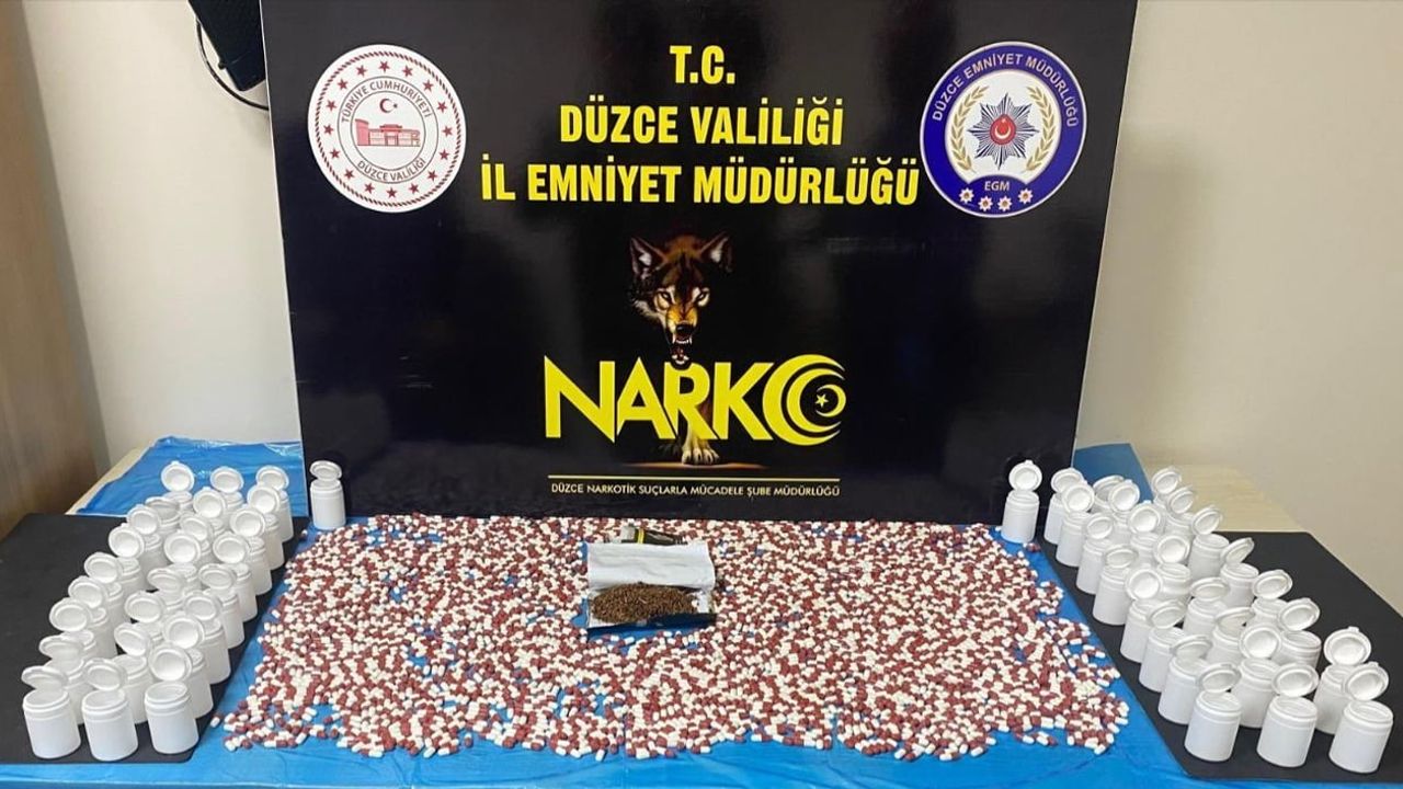 Düzce'de binlerce uyuşturucu hap ele geçirildi: E.B. gözaltında