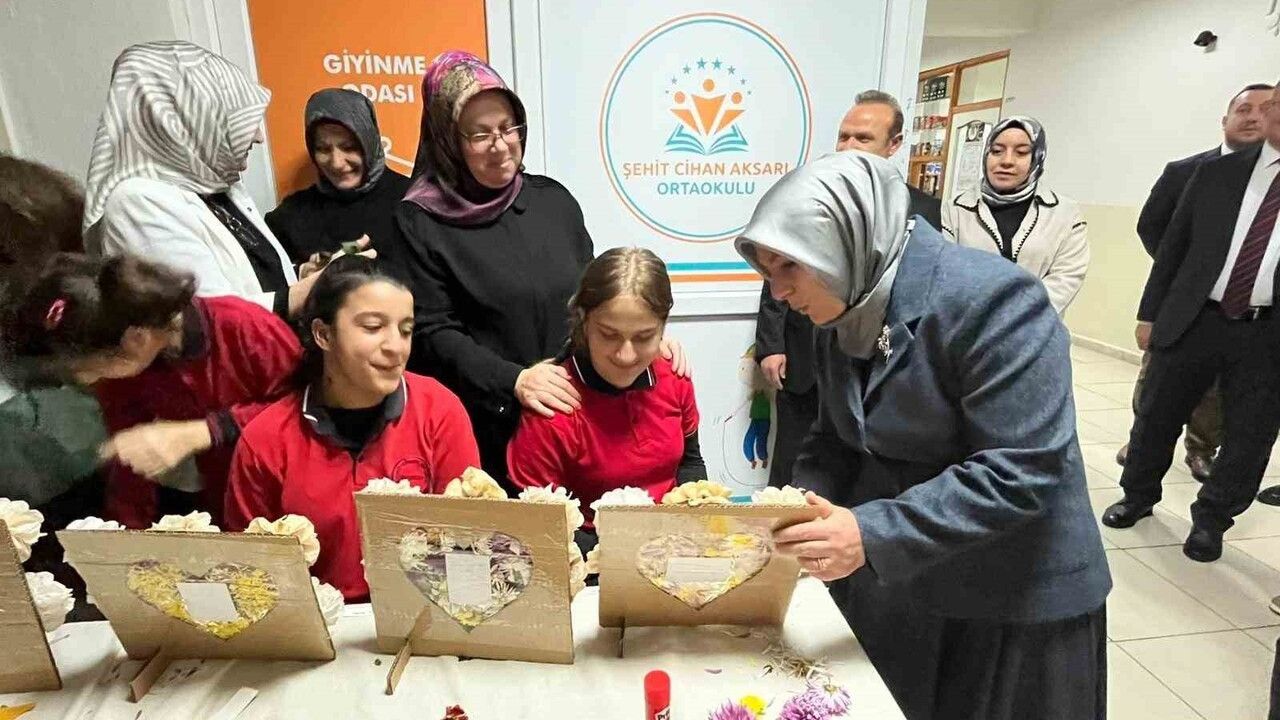 Düzce'de Kapsayıcı Sergi: Şehit Cihan Aksarı Ortaokulu