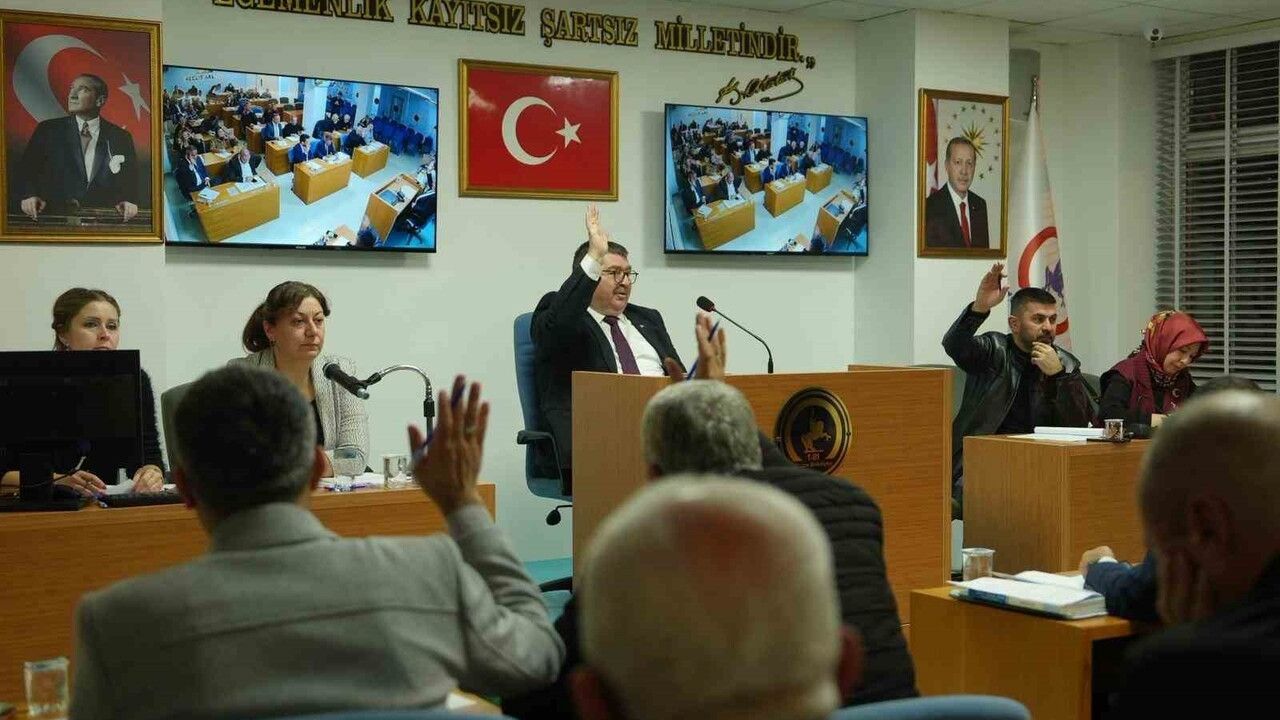 Düzce Meclisi 2025’in Son Toplantısı: Hecinler'e 20 Milyon TL Hibe