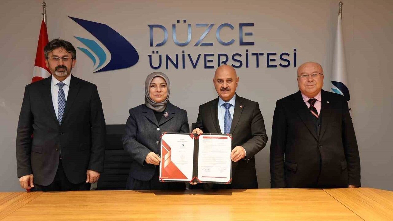 Düzce Üniversitesi ile Milli Eğitim Müdürlüğü Eğitimde İş Birliği Protokolü İmzaladı