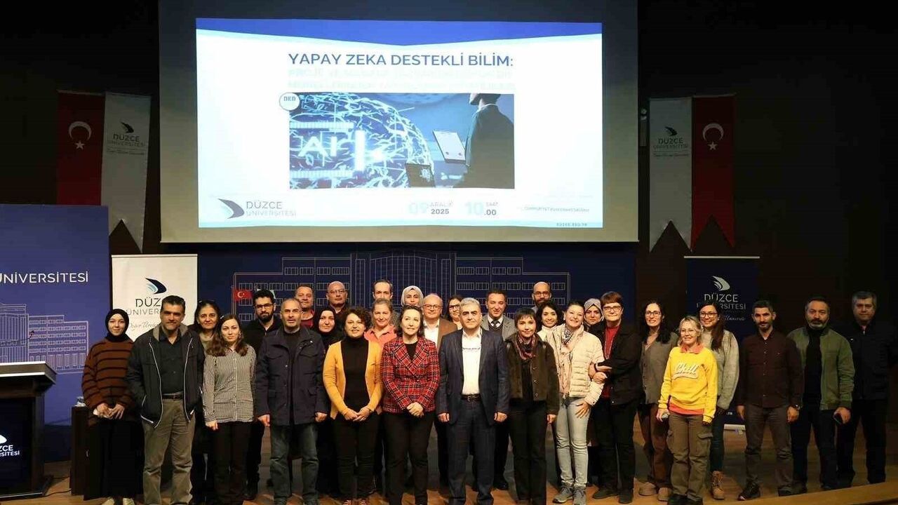 Düzce Üniversitesi'nde Yapay Zeka Destekli Bilim Semineri: Büyük Dil Modelleriyle Proje ve Makale Yazımı