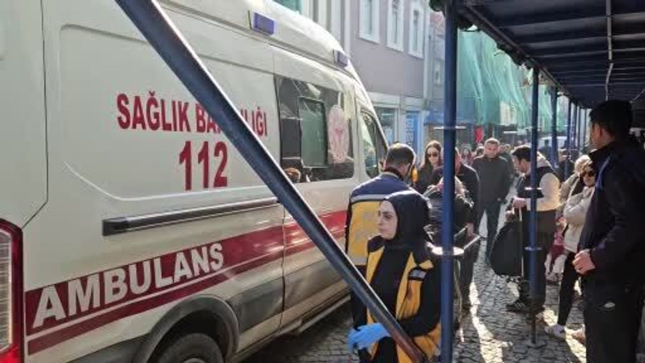 Edirne'de Çilingirler Caddesi'nde Bozuk Zemin: 51 Yaşındaki Kadın Yaralandı