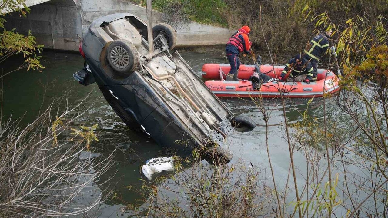 Edirne'de Sulama Kanalına Uçan Araç: 18 Yaşındaki İsa Özer Öldü, Arkadaşları Kaçtı