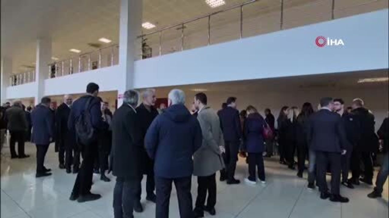 Ekrem İmamoğlu 3. Kez Hakim Karşısında: Duruşmada Savunma Sürüyor