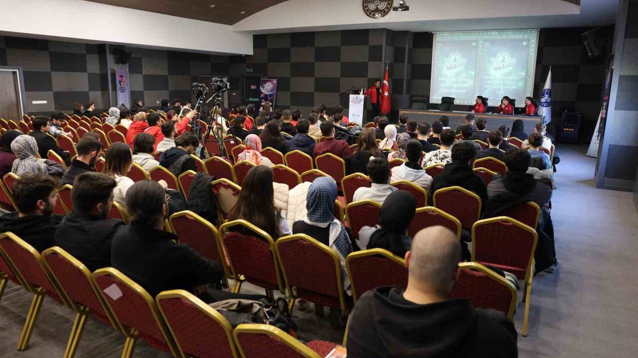 Elazığ'da 200'ün Üzerinde Başvuruyla Proje Yazma Eğitimi