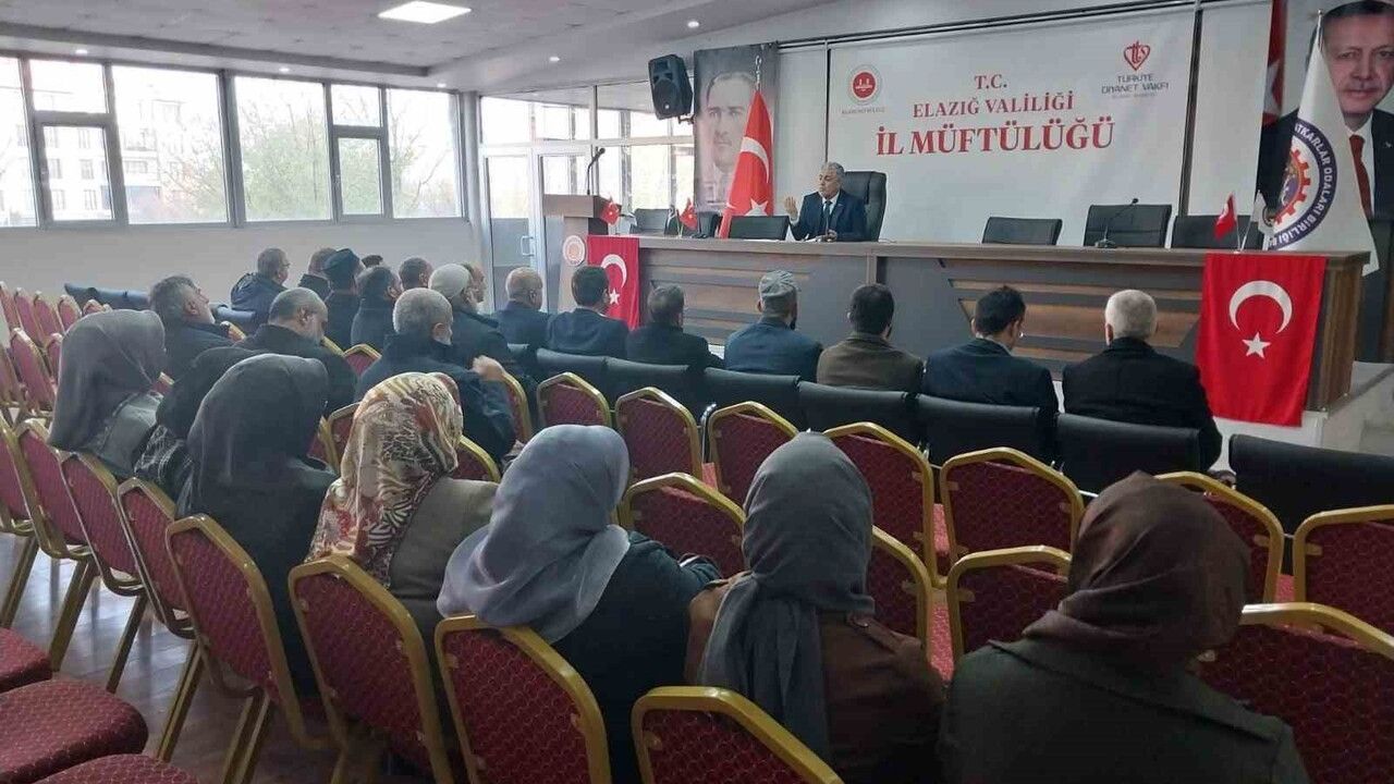 Elazığ'da İl Vaizler Toplantısı: Yusuf Bingöl'den Birlik ve Koordinasyon Vurgusu
