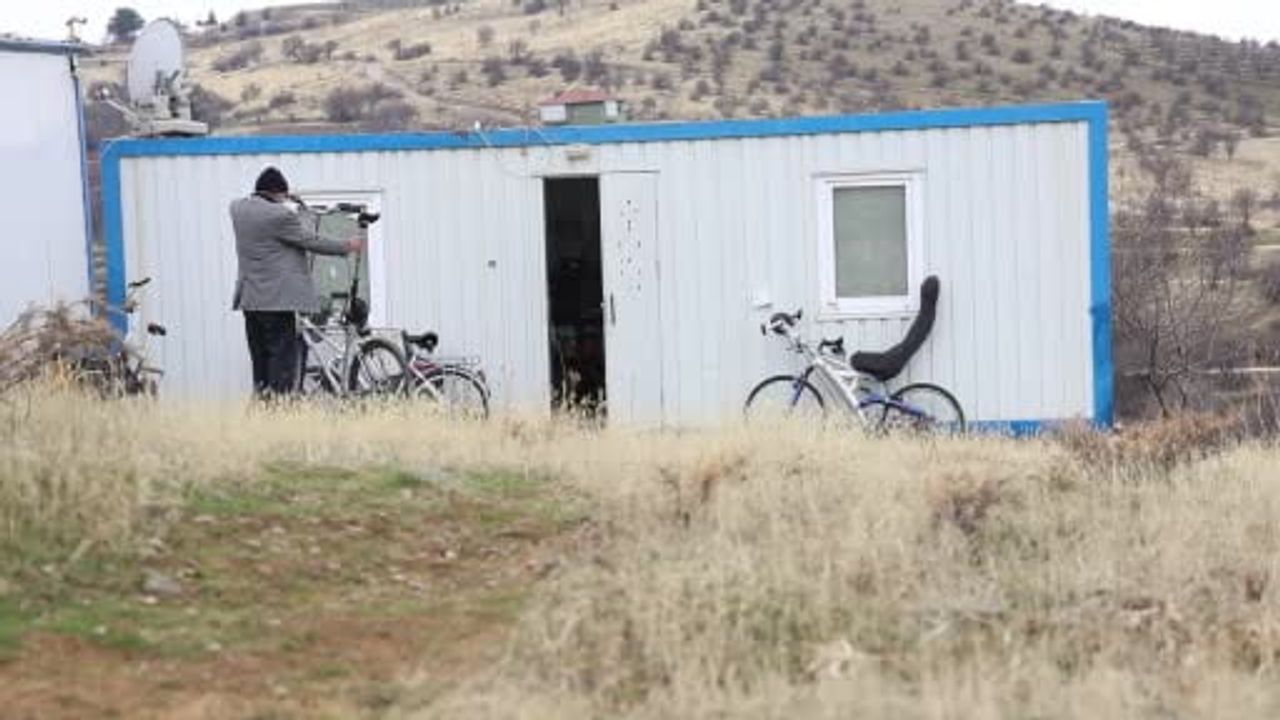 Elazığ'da İlginç Bisiklet Tasarımı: Hacı Bayram Züğürt'ün Yüksek Modelleri