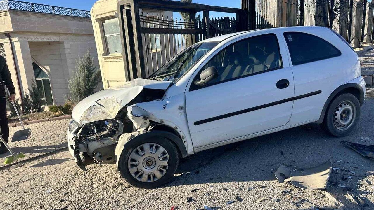 Elazığ'da Trafik Kazası — 1 Yaralı