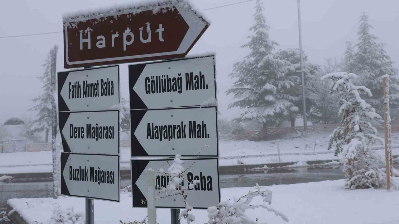 Elazığ Harput'ta Dronla Aynı Rakımda Kar ve Sis Görüntüleri