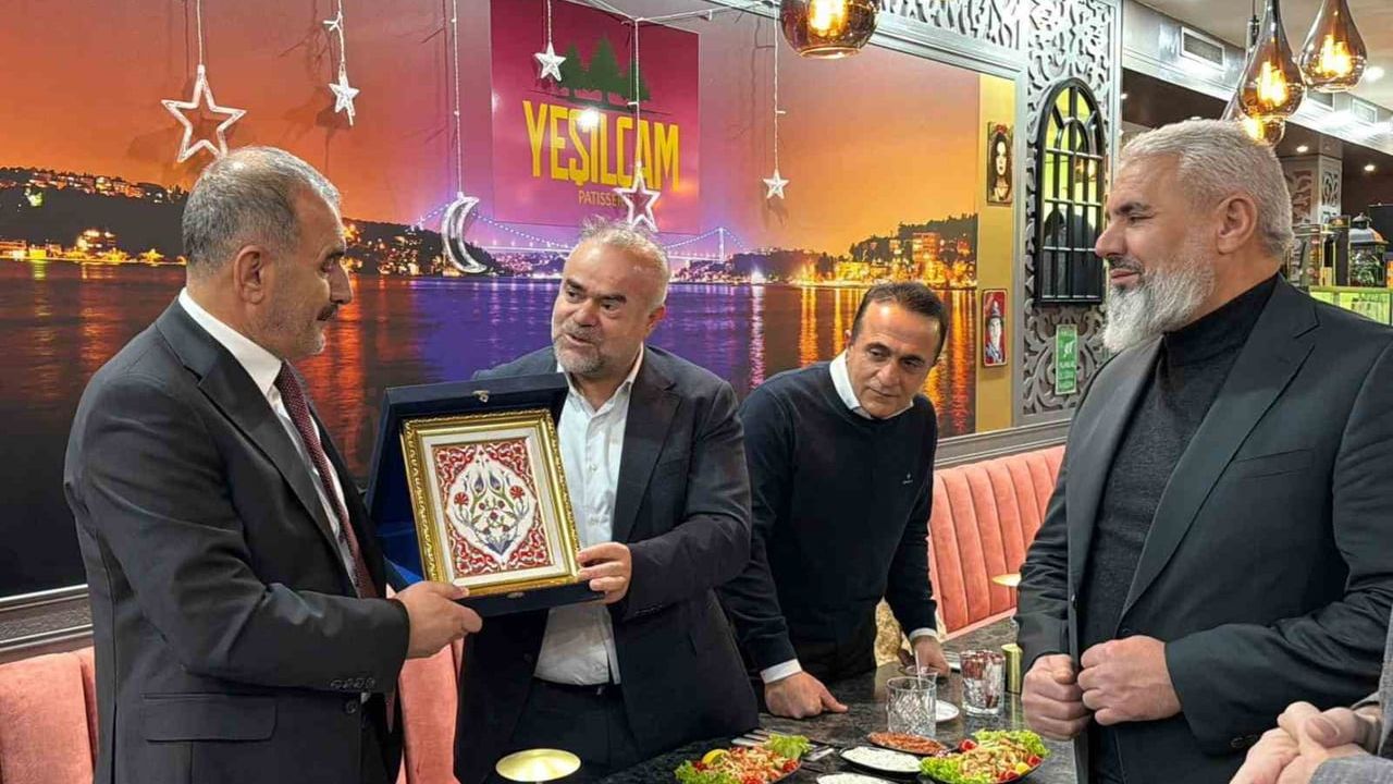 Elazığ TSO Başkanı İdris Alan Hollanda’da Elazığlı İş İnsanlarıyla Buluştu