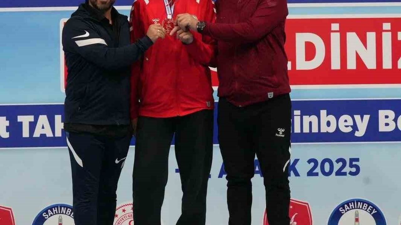 Elmira Yasin 76 kg'da Türkiye Şampiyonu