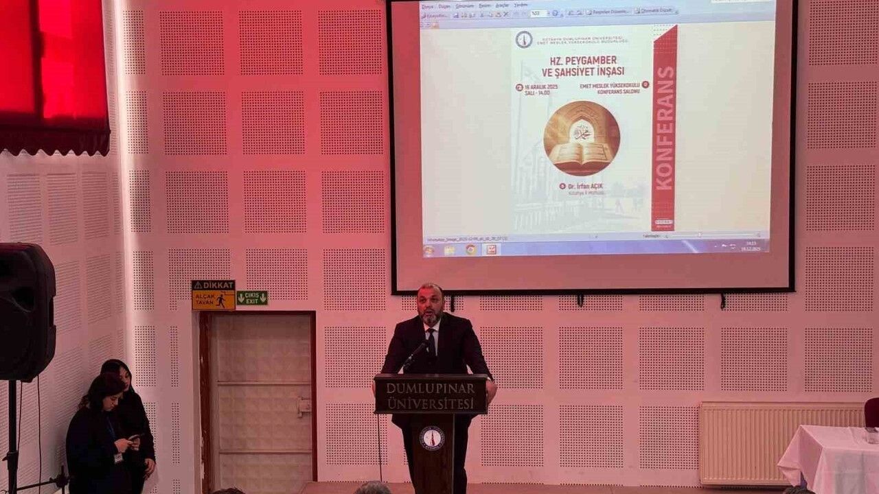 Emet MYO'da 'Hz. Peygamber ve Şahsiyet İnşası' Konferansı