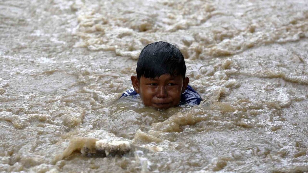 Endonezya'da Sel Felaketi: Sumatra'da Can Kaybı 753'e Yükseldi