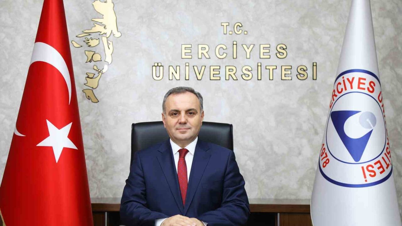 Erciyes Üniversitesi Rektörü Prof. Dr. Fatih Altun'tan 2026 Yeni Yıl Mesajı