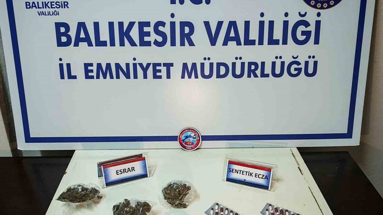 Erdek'te Uyuşturucu Operasyonu: 1 Gözaltı, 90 Gram Esrar ve 41 Ecza