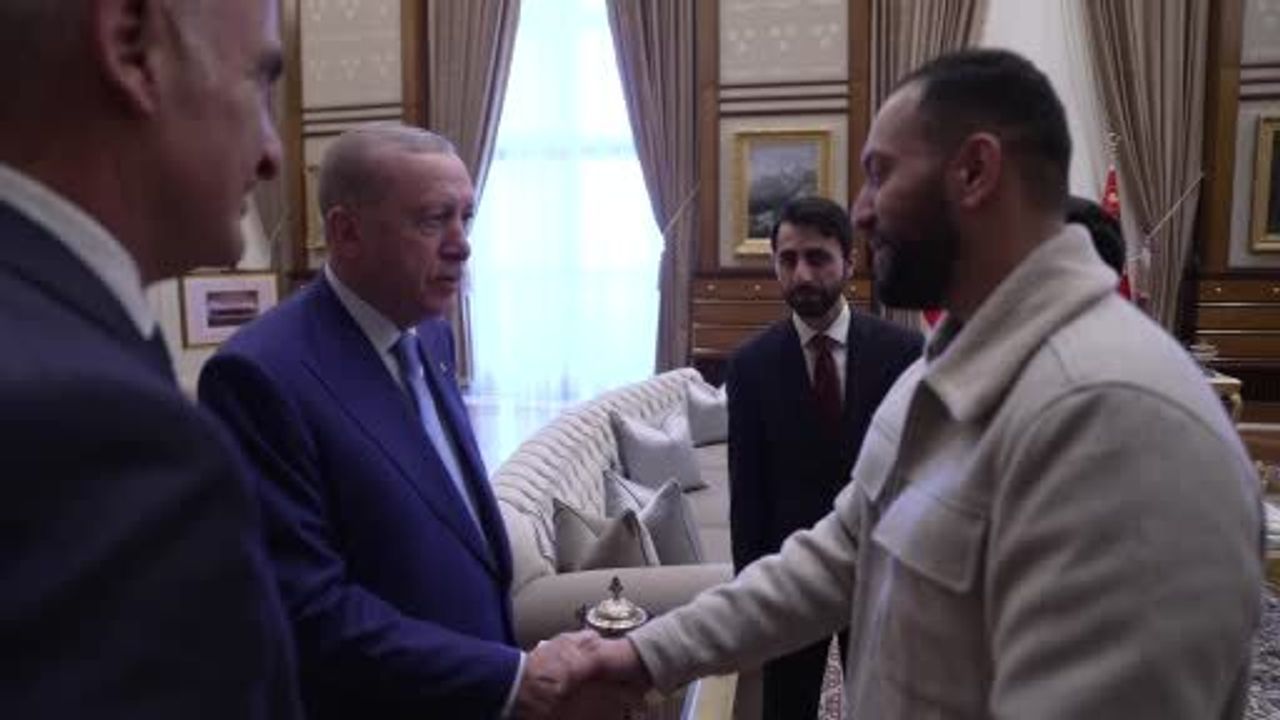 Erdoğan, Hind Rajab’ın Ailesini Cumhurbaşkanlığı’nda Kabul Etti