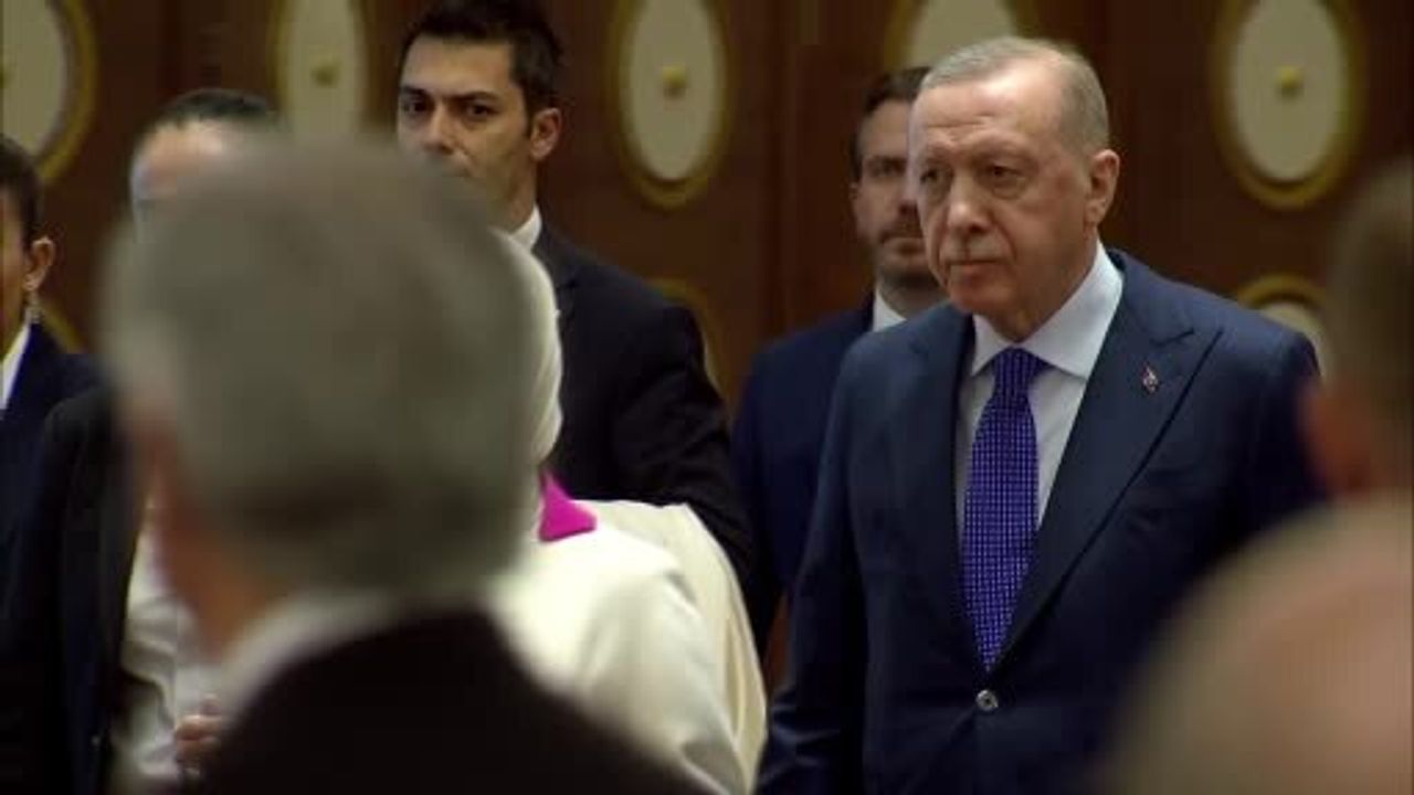 Erdoğan: Medyanın kışkırttığı saldırıları unutmadık; Gazze'de 70 binin üzerinde ölü