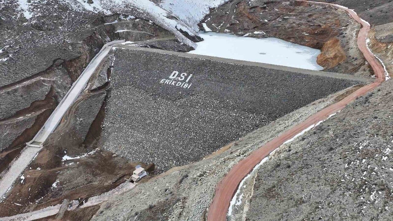 Erikdibi Göleti inşaatı hızla ilerliyor — 2 bin 940 dekar sulanacak