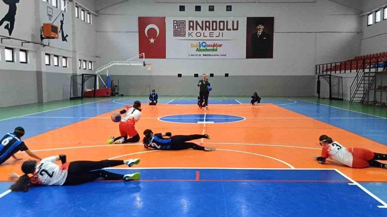 ERÜ'den Görme Engellilerle Anlamlı Goalball Etkinliği