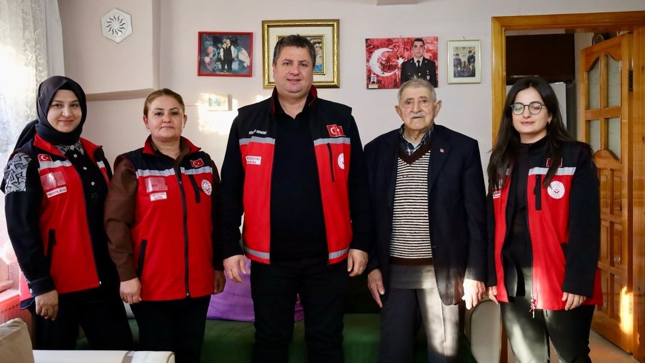 Erzincan'da 'Kahve Bahane' ile 67 Yıllık Evlilik