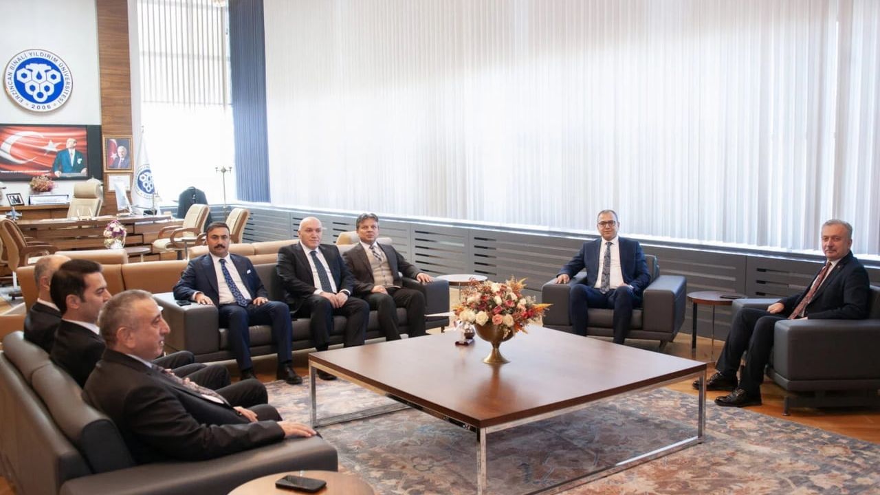 Erzurum Adli Yargı Heyeti EBYÜ Rektörünü Ziyaret Etti