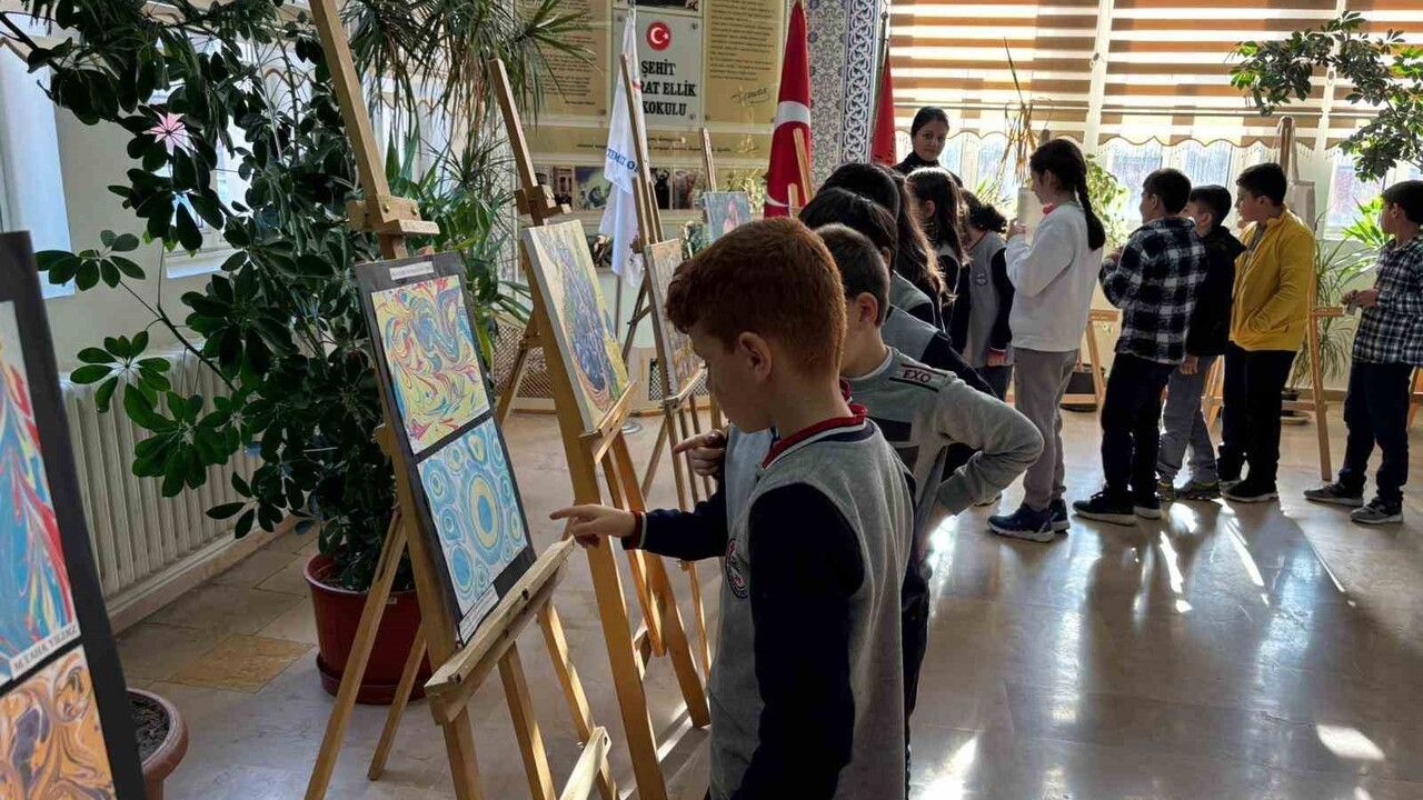 Erzurum'da Şehit Murat Ellik İlkokulu'ndan Dünya Engelliler Günü Özel Eğitim Sergisi