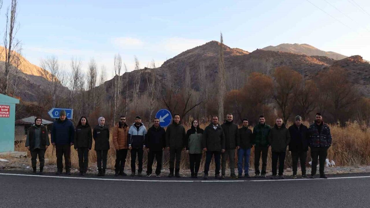 Erzurum'da Yaban Keçileri Tek Tek Sayılıyor: 6 Ekiple Envanter Başladı
