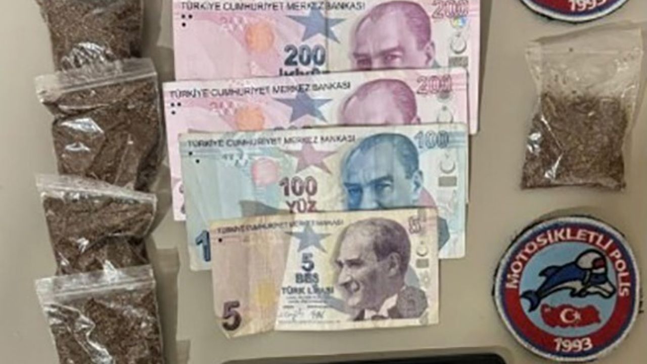 Esenyurt'ta Dron Destekli Operasyonda Uyuşturucu Satıcıları Suçüstü Yakalandı