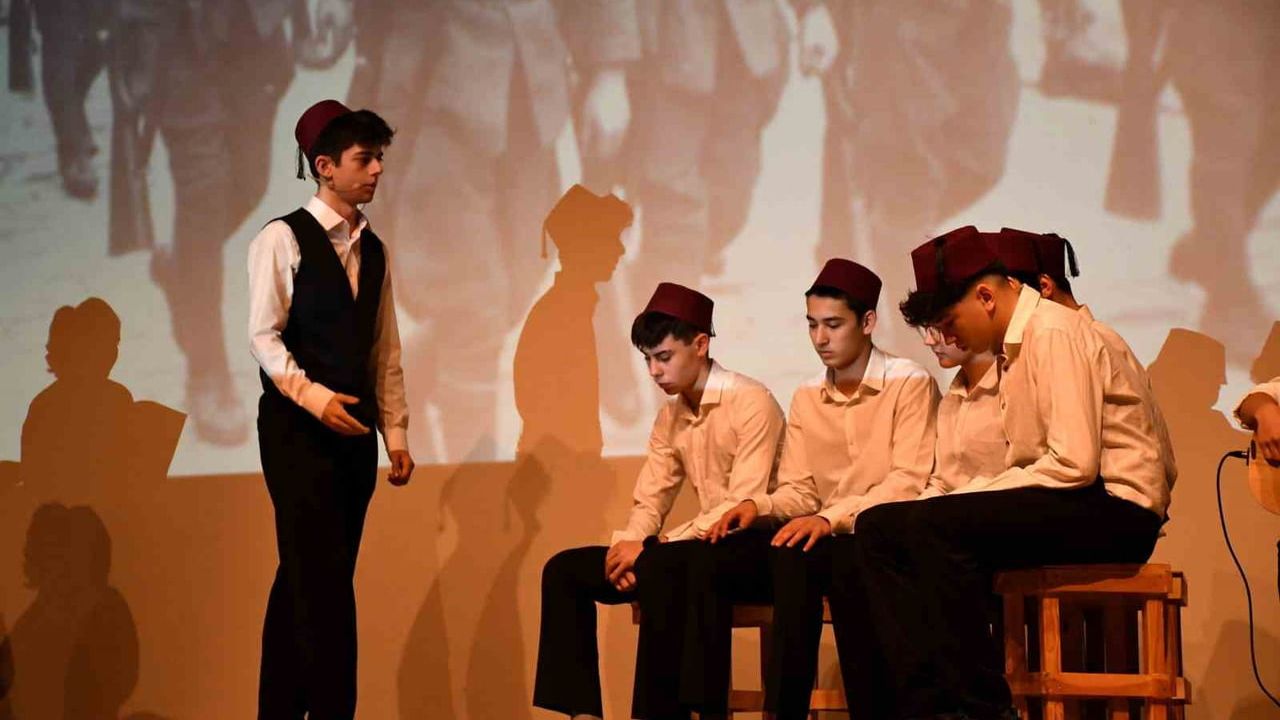 Eskişehir Atatürk Lisesi'nden Mehmet Âkif Ersoy Anma Programı