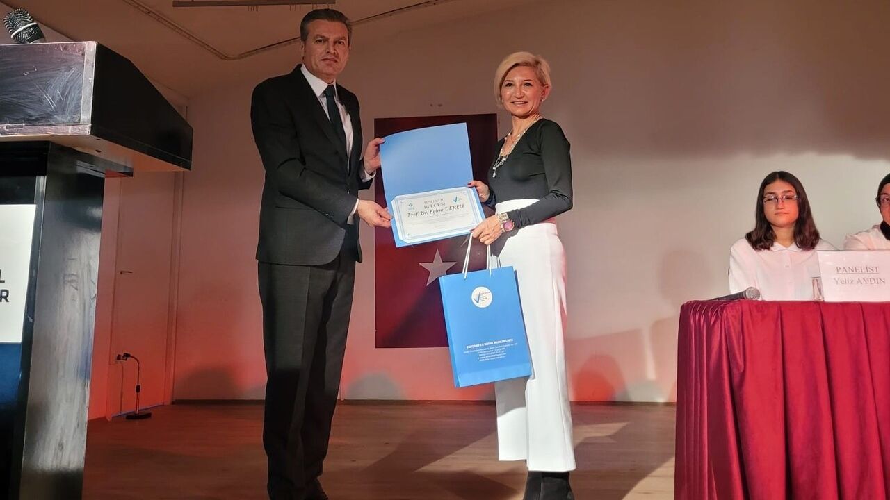 Eskişehir’de 'Cengiz Dağcı' Paneli — Anadolu Mektebi Yazar Okumaları