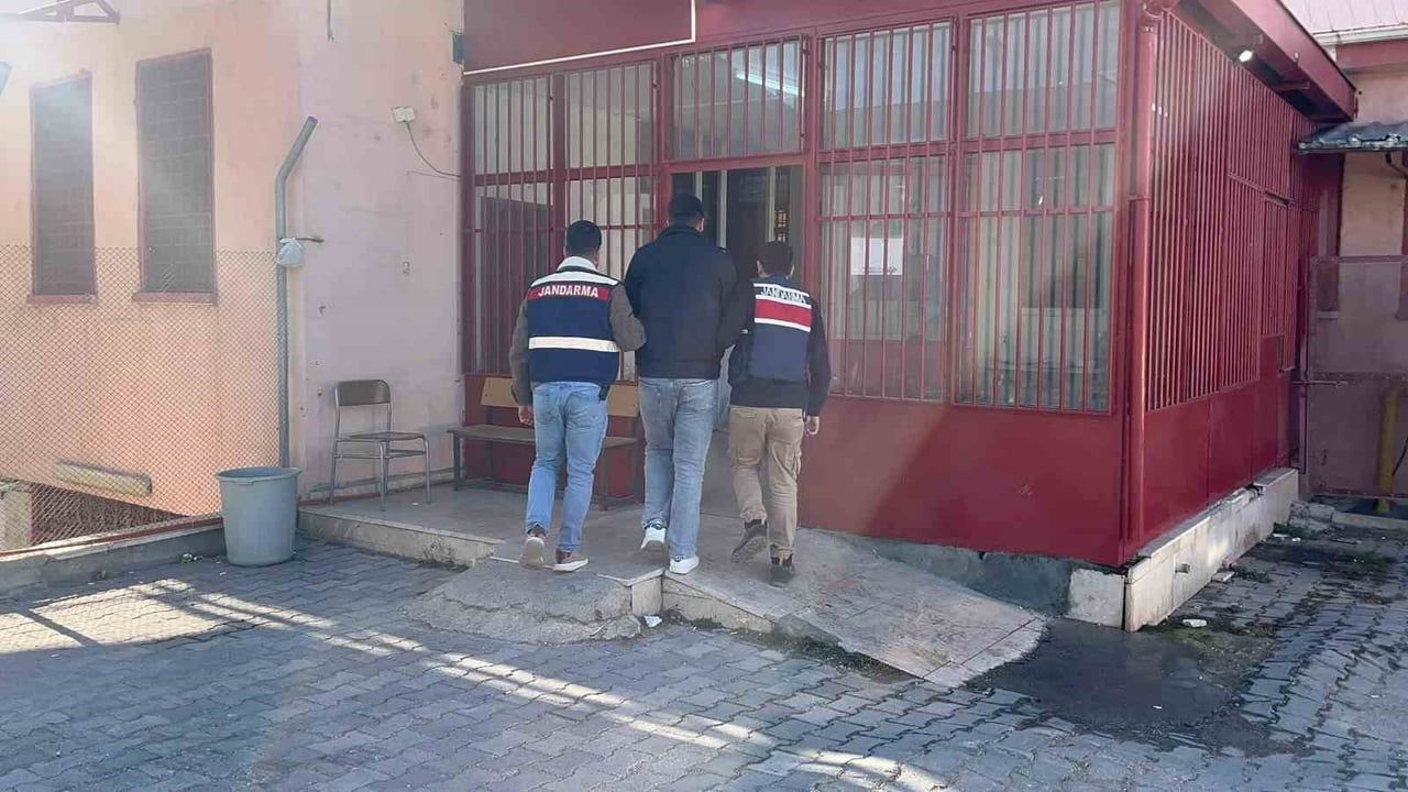 Eskişehir'de 'Dolandırıcılık' Suçundan 19 Yıl Hapis Cezası Olan Şahıs Yakalandı