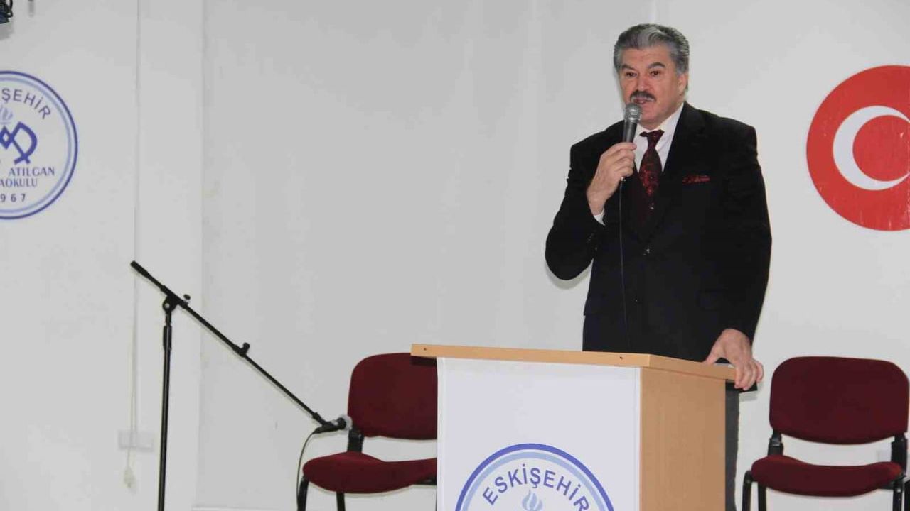 Eskişehir’de Murat Atılgan Ortaokulu’nda ‘Dünya Türk Dili Ailesi Günü’ Programı