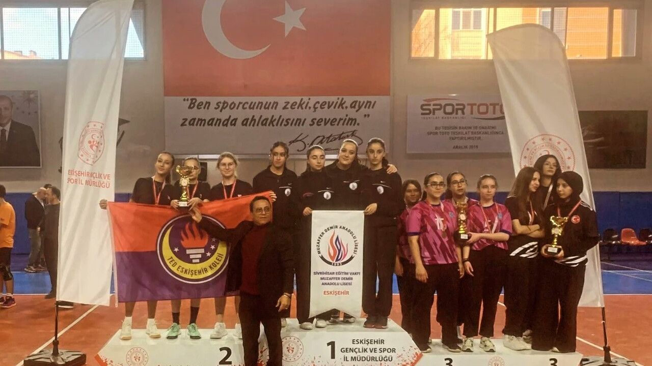 Eskişehir'de Okul Sporları Gençler İl Birinciliği Sona Erdi