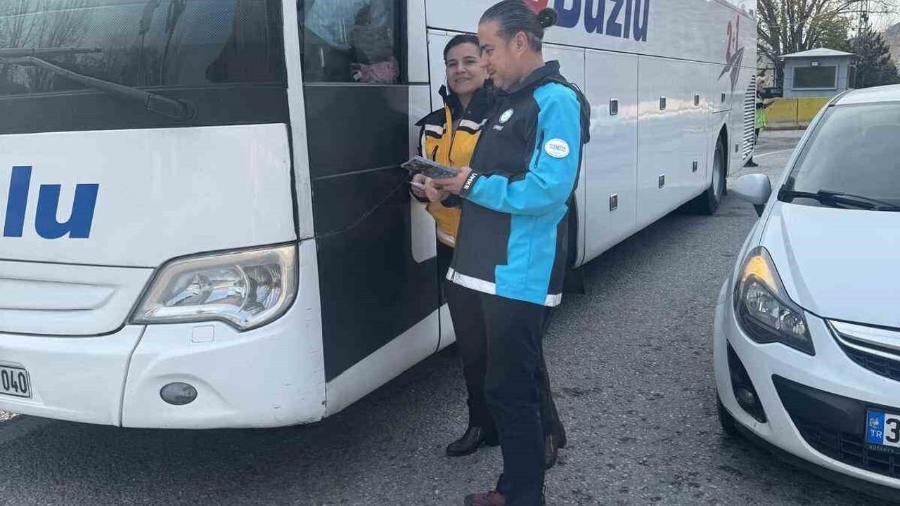 Eskişehir'de 'Yaşama Yol Ver' Etkinliğiyle 1-7 Aralık Acil Sağlık Hizmetleri Haftası'nda Farkındalık